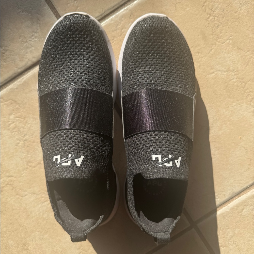 APL TechLoom Bliss - Black Metallic (Size 7)